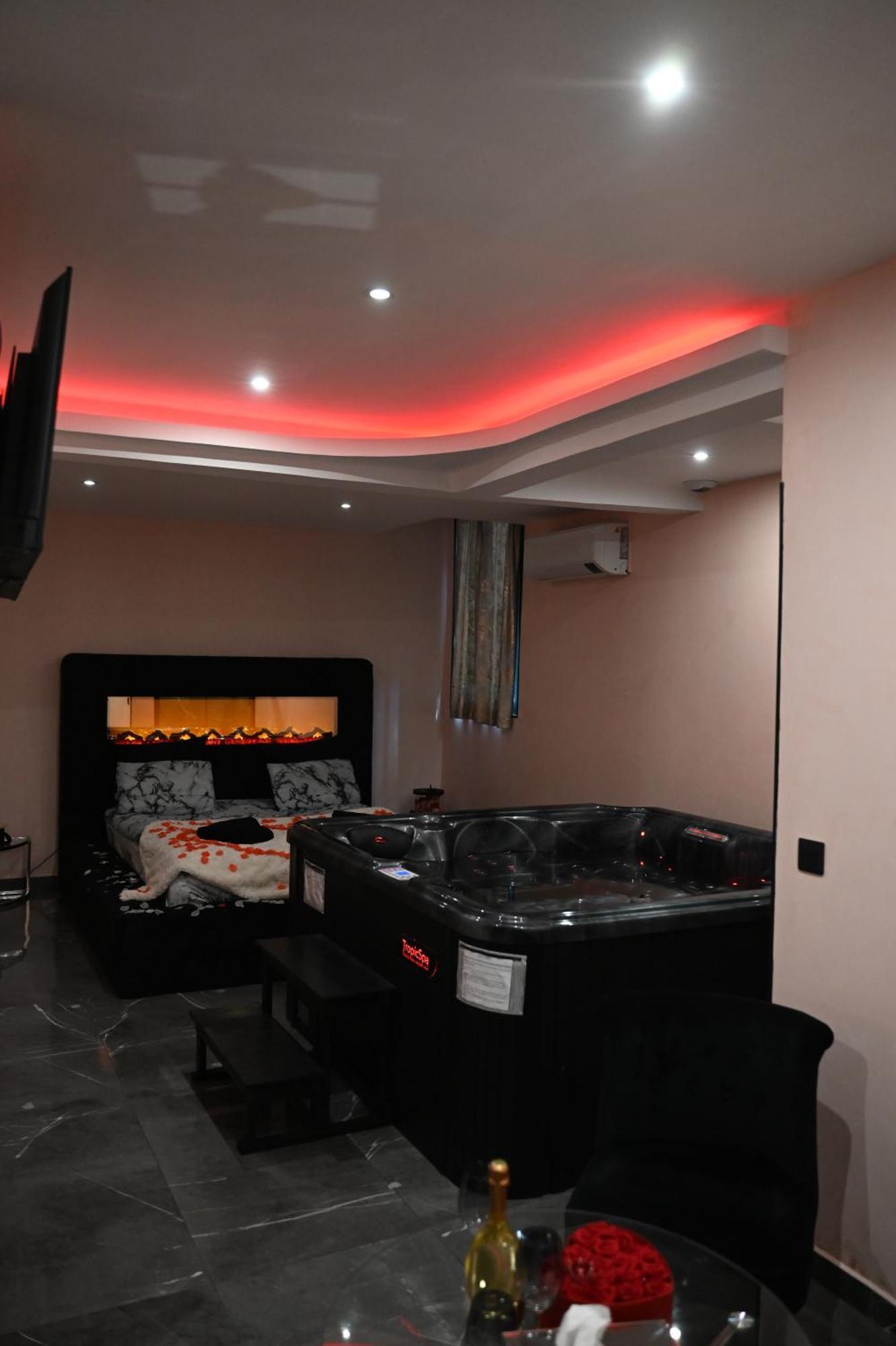 Love Time Marsilia Exterior foto